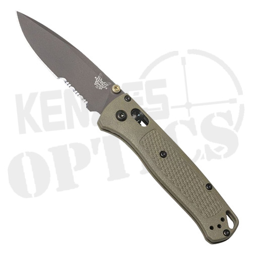 Benchmade Bugout AXIS Lock Knife - Serrated Grey